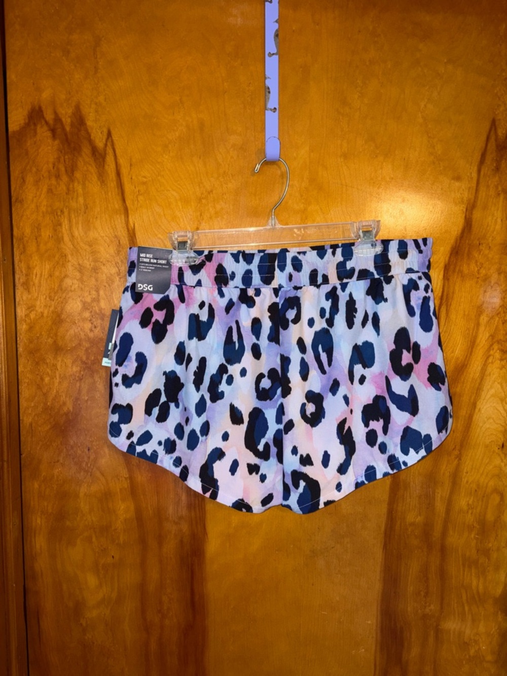 DSG Stride Active Shorts Lavender Leopard Print NWT Size Large - Picture 10 of 11